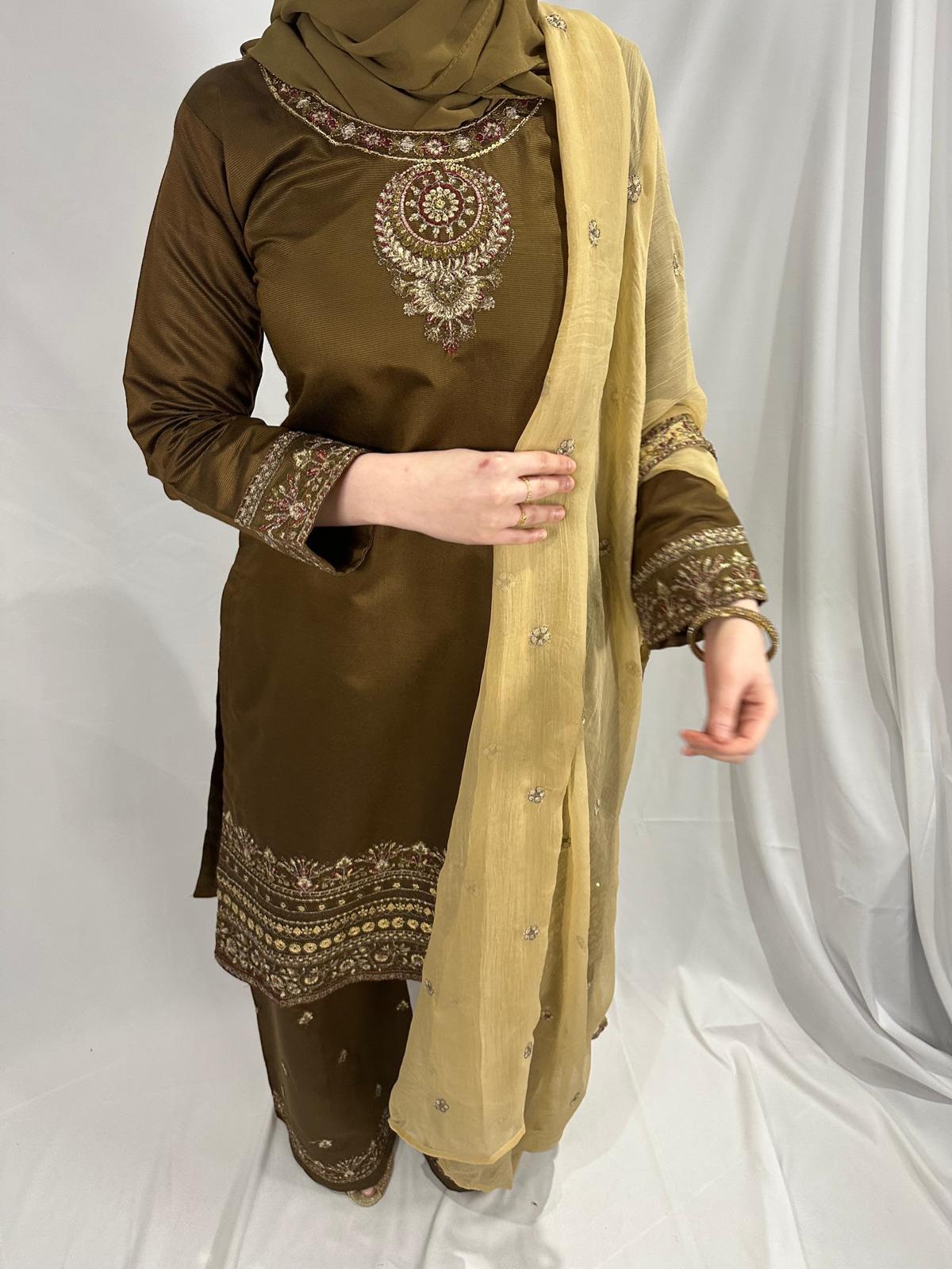 THREE PIECE VISCOSE