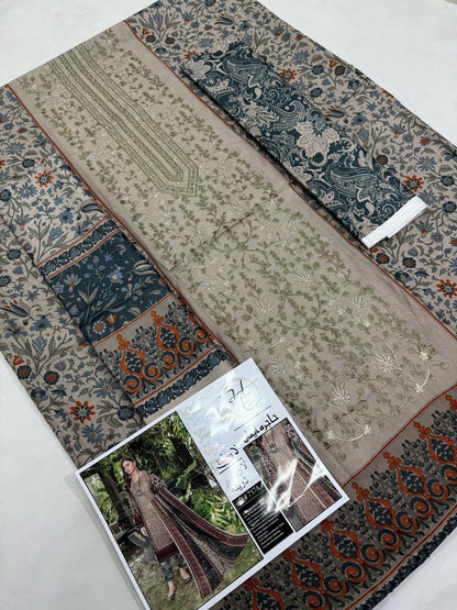 Lawn Three Piece Stone and Maroon, Dark green